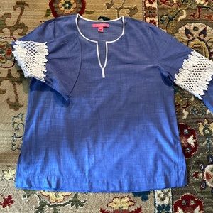 Women’s lily Pulitzer blouse